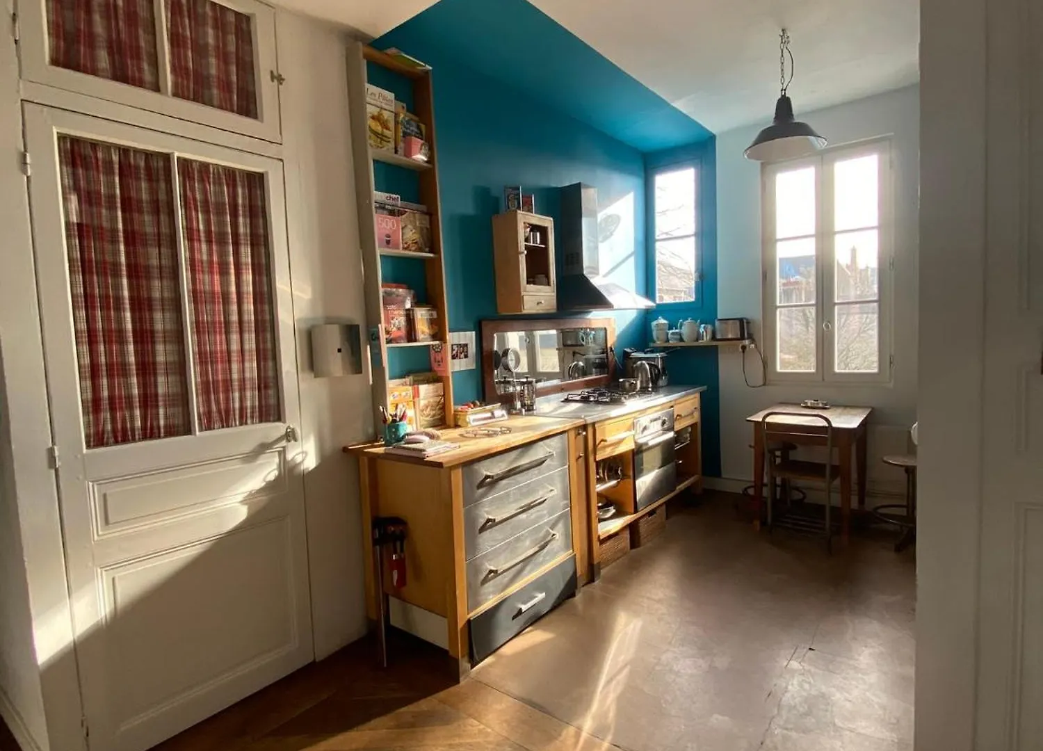 Chambre Bleue Et Or 16M2 Chez L'Habitant Dans Appartement 100M2 Centre Ville レンヌ ベッド・アンド・ブレックファスト