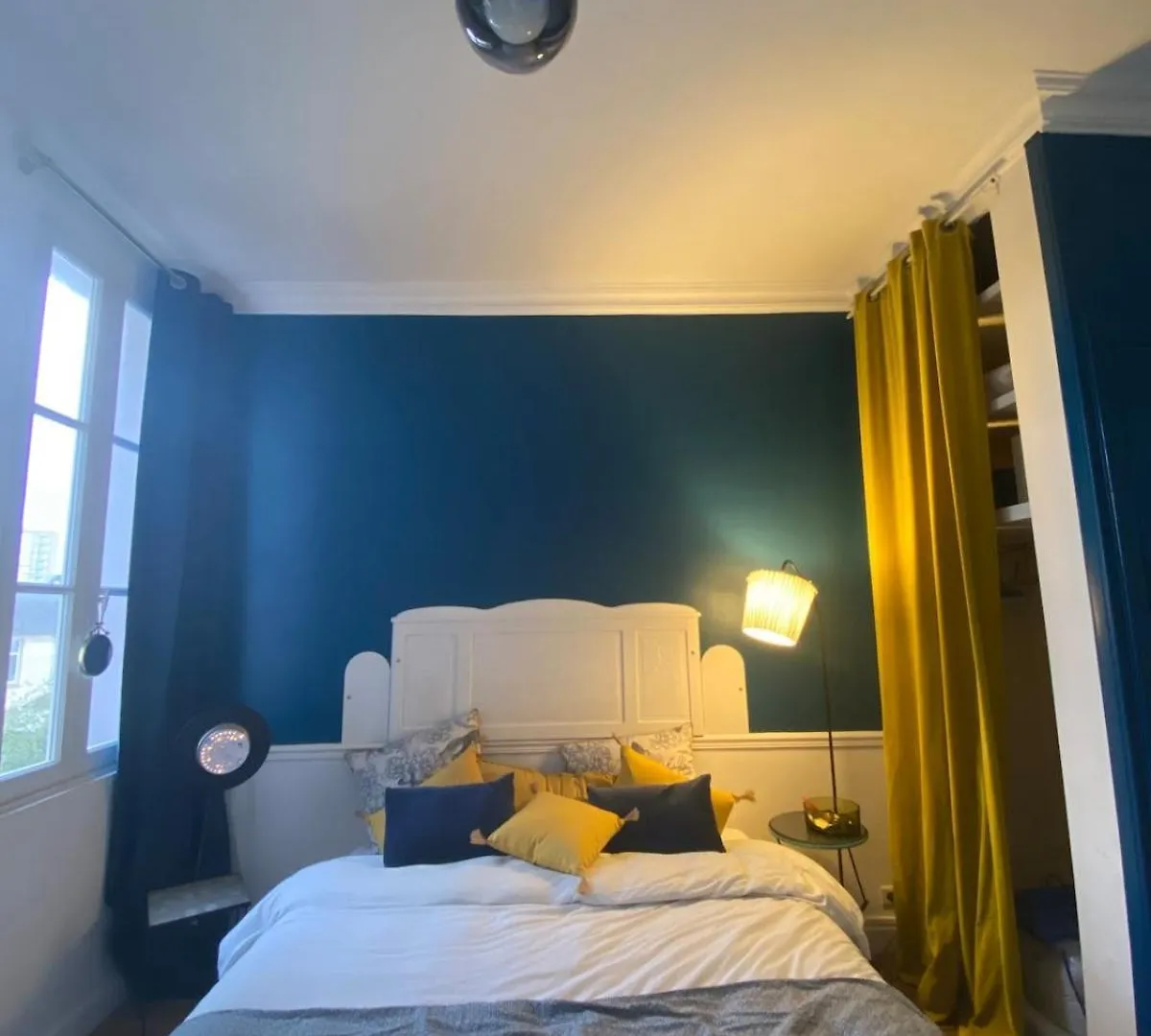 Bed & Breakfast Chambre Bleue Et Or 16M2 Chez L'Habitant Dans Appartement 100M2 Centre Ville Rennes